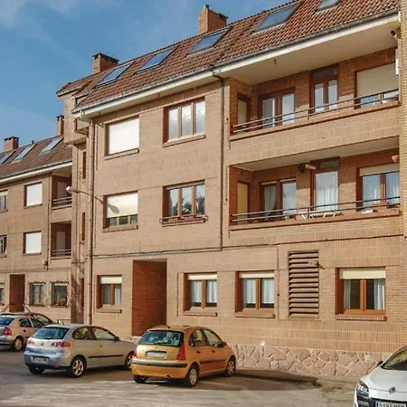 Casa Montse-izquierda Colombres