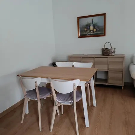 Casa Montse-izquierda Apartment