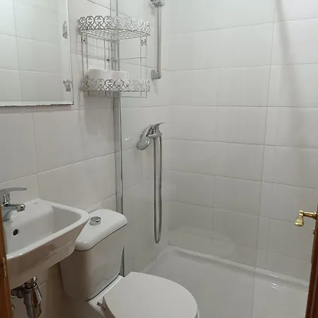 Casa Montse-izquierda كولومبيريز